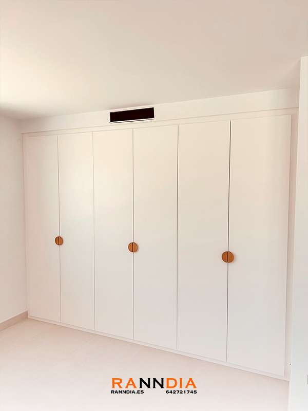 Armario a medida 17 en Vélez-Málaga