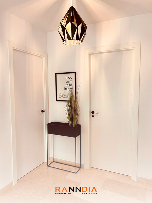 Puerta de interior modelo 14 en Armarios Vélez-Málaga