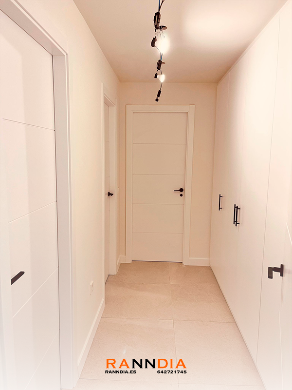 Puerta de interior modelo 3 en Armarios Vélez-Málaga